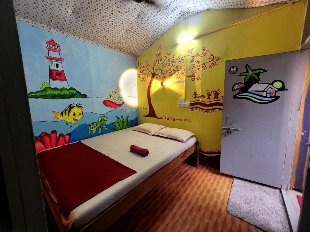 Om D S Cafe 51 & Beach Stay Gokarna  Eksteriør billede