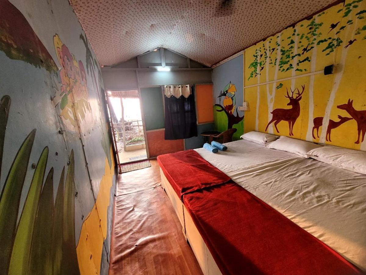 Om D S Cafe 51 & Beach Stay Gokarna  Eksteriør billede