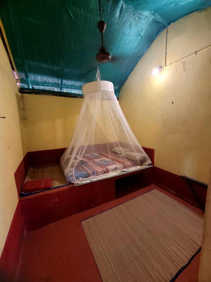 Om D S Cafe 51 & Beach Stay Gokarna  Eksteriør billede